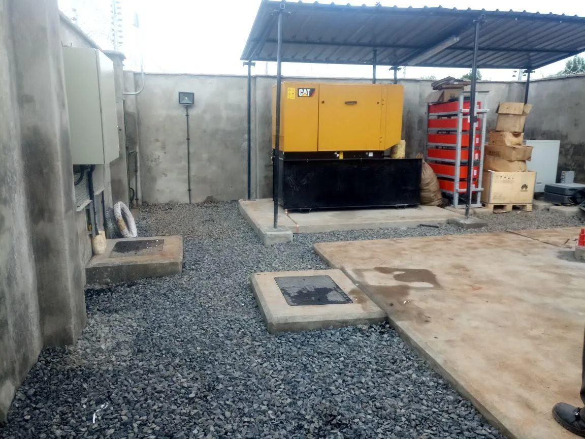 Backup power installation: Generator and site power infrastructure.