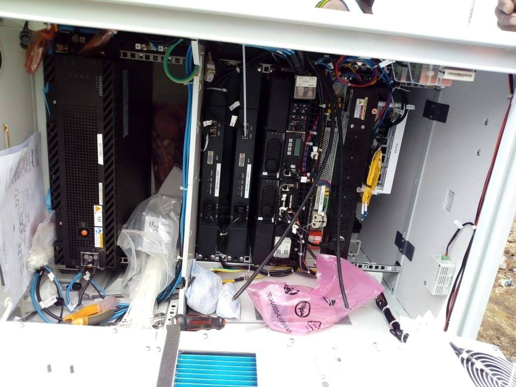Structured cabling terminating into a data cabinet